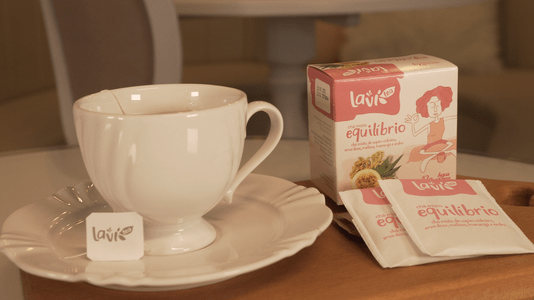 Chá Laví Tea Equilíbrio 10 sachês - Misto de Capim Cidreira, Erva-doce, Melissa, Maracujá e Endro
